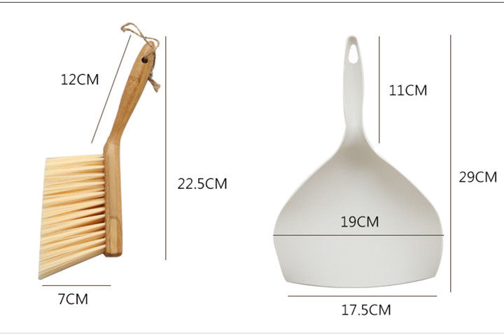 The size of mini broom and dustpan